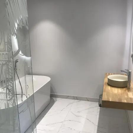 Logis Hotel La Vraine Hotel 2*