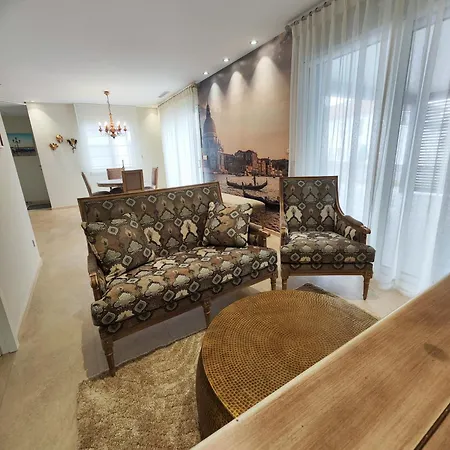 Logis Restaurant La Vraine 2*