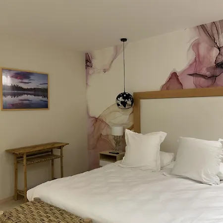 Logis Hotel La Vraine Hotel Gironcourt-sur-Vraine