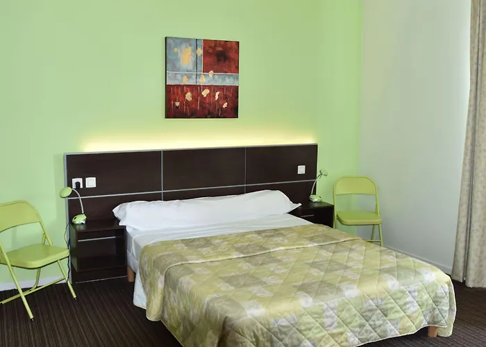 Logis Restaurant La Vraine Hotel Gironcourt-sur-Vraine