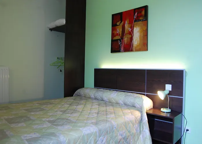 Logis Restaurant La Vraine Hotel