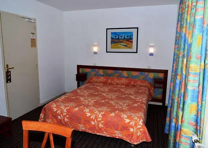 Logis Restaurant La Vraine Hotel